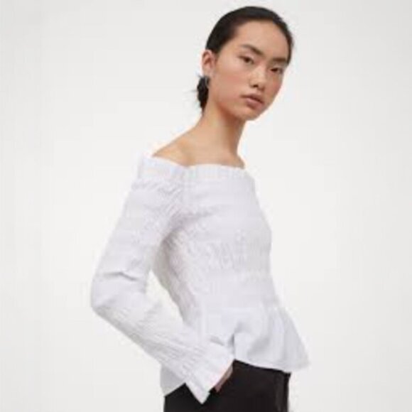 NWT H&M Divided Off The Shoulder Smocked Top - Picture 1 of 6